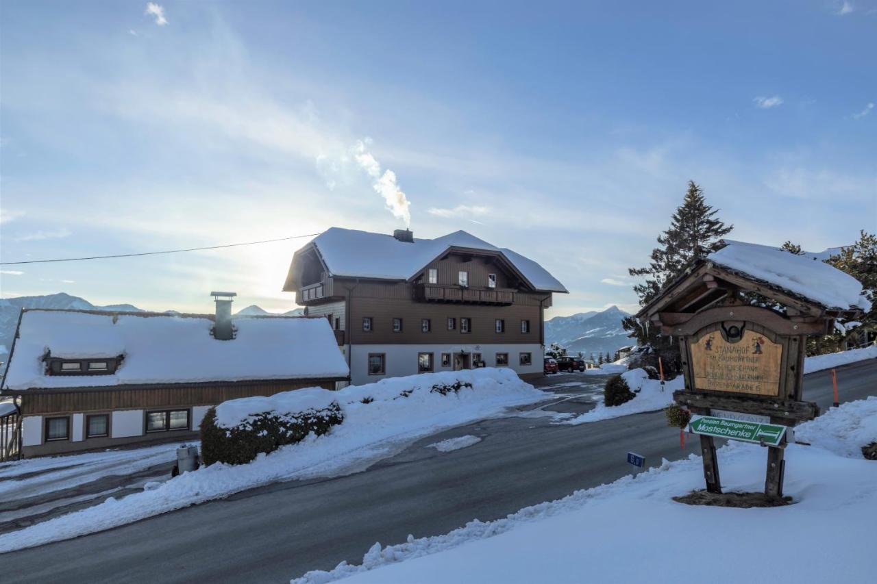 Pension Bauernhof Baumgartner Stanahof Fresach Exterior foto